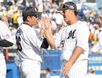 ロッテ 4番・山口が決勝打「毎日が勝負。今日打たないと明日はない」サブロー監督絶賛「さすが4番、僕はもう非常に嬉しい」