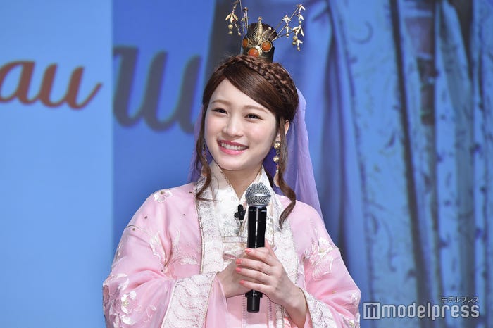 (C)モデルプレス