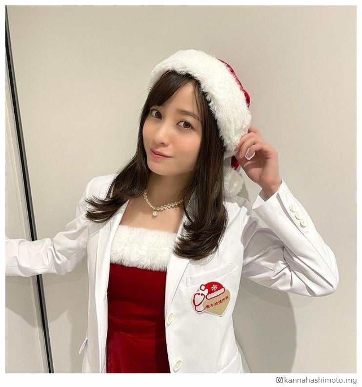 橋本環奈、“サンタ×白衣コスプレ”公開に「こんな天使いるの？」「可愛すぎる」と絶賛の声