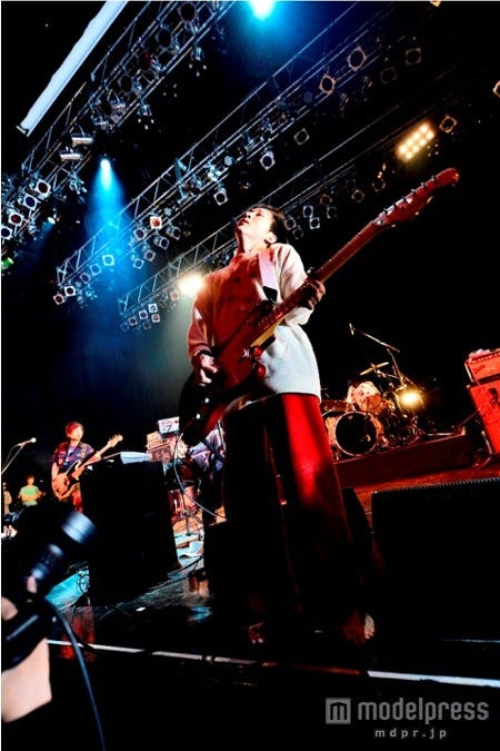 ライブイベント「unBORDE Xmas PARTY」に登場した神聖かまってちゃん/all photo by 橋本塁