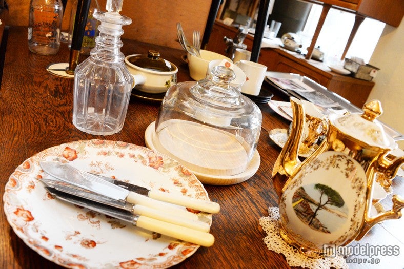 ロマンティックなテーブルウェア