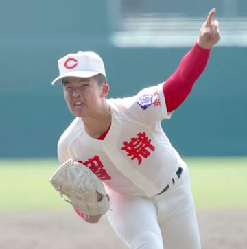 今春センバツ準Vの智弁学園・杉本が異変訴えて治療も再びマウンドへ 奈良大付・新城とのプロ注対決は接戦に NPB9球団集結