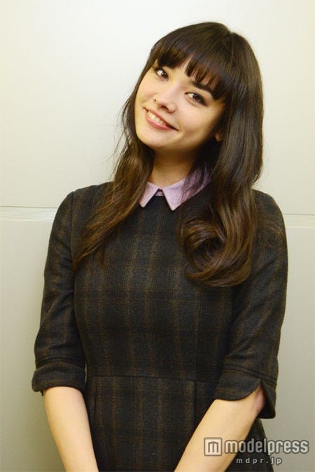 加賀美セイラ/スタイリスト:有本祐輔 ヘアメイク:ANNA(SHIMA)