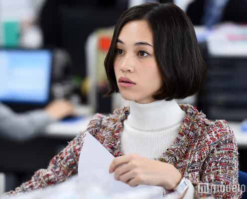 水原希子“OL姿”が可愛い!ファッションも見どころ