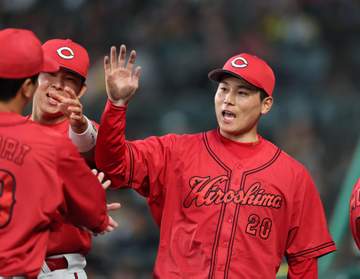 広島快勝 連敗を2でストップ 栗林が今季2度目の1安打完封で4勝目 初回にモンテロが5号先制ソロ