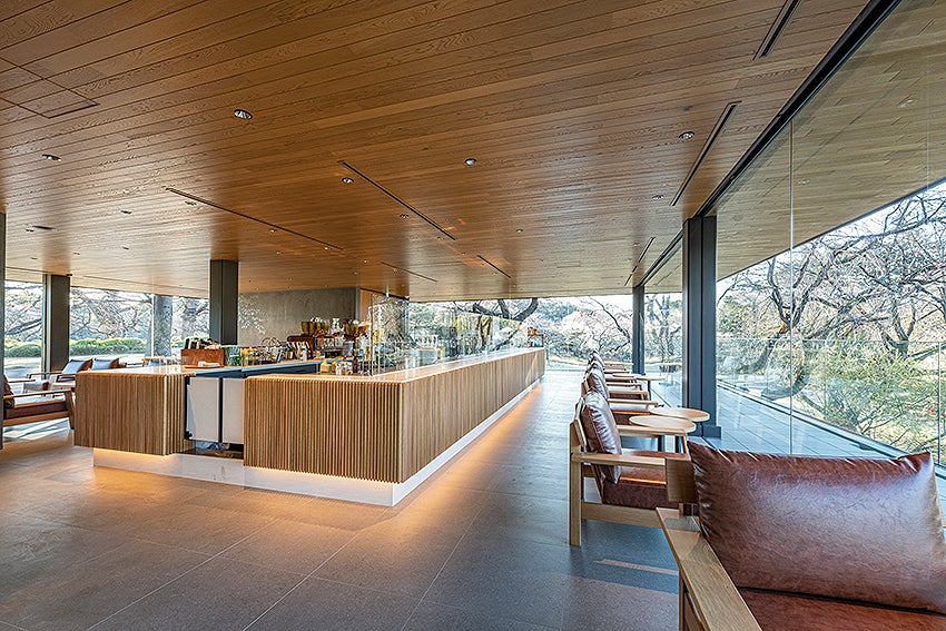 スターバックス コーヒー 新宿御苑店／画像提供：スターバックス コーヒー ジャパン