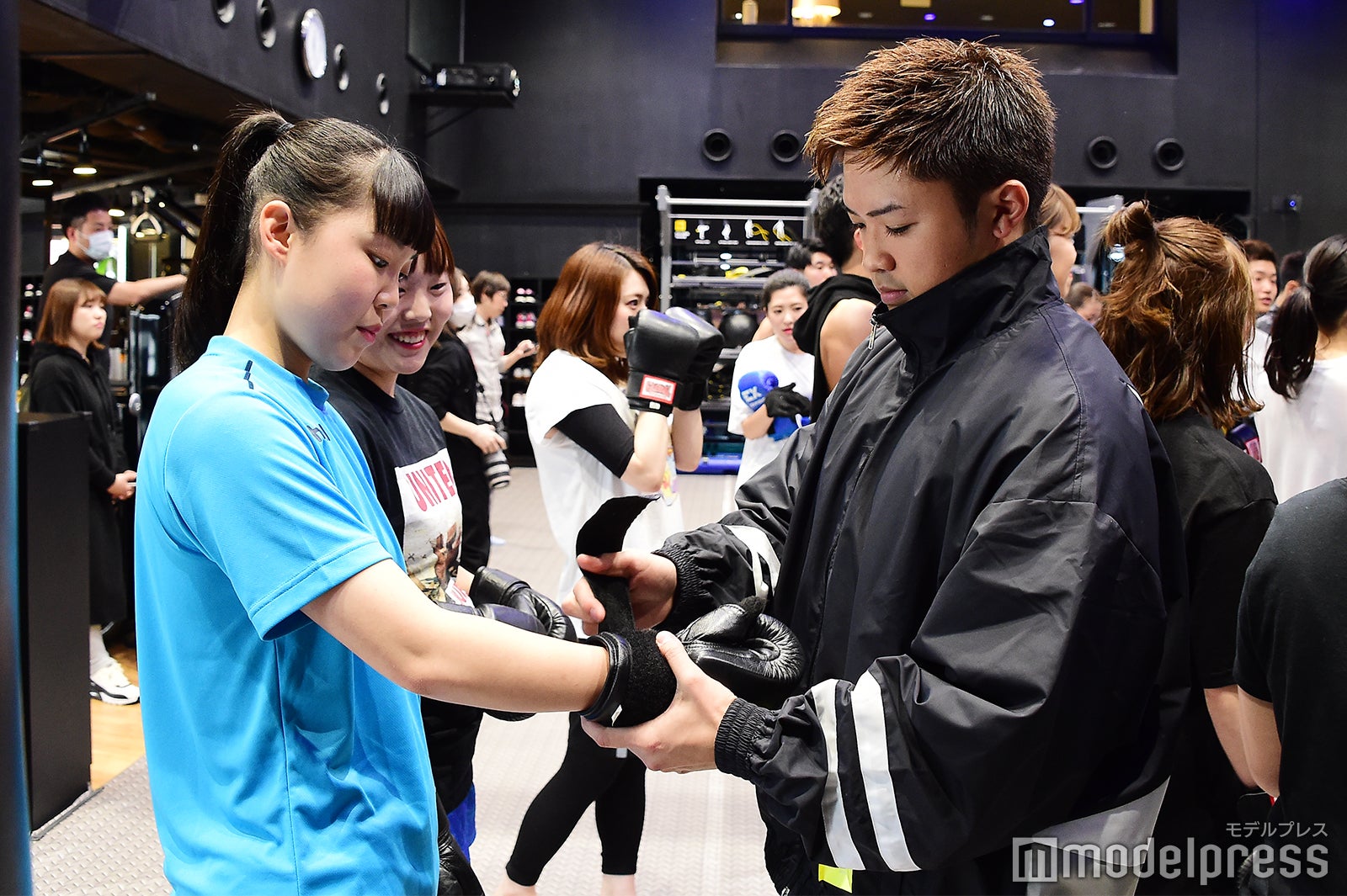 数原龍友（右） （C）モデルプレス