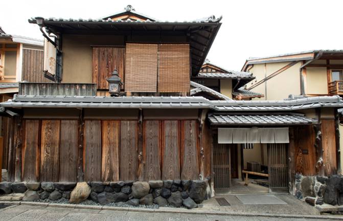 スターバックスコーヒー京都二寧坂ヤサカ茶屋店／画像提供：スターバックス