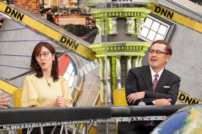 小澤陽子アナウンサー、アリタ哲平(C)フジテレビ