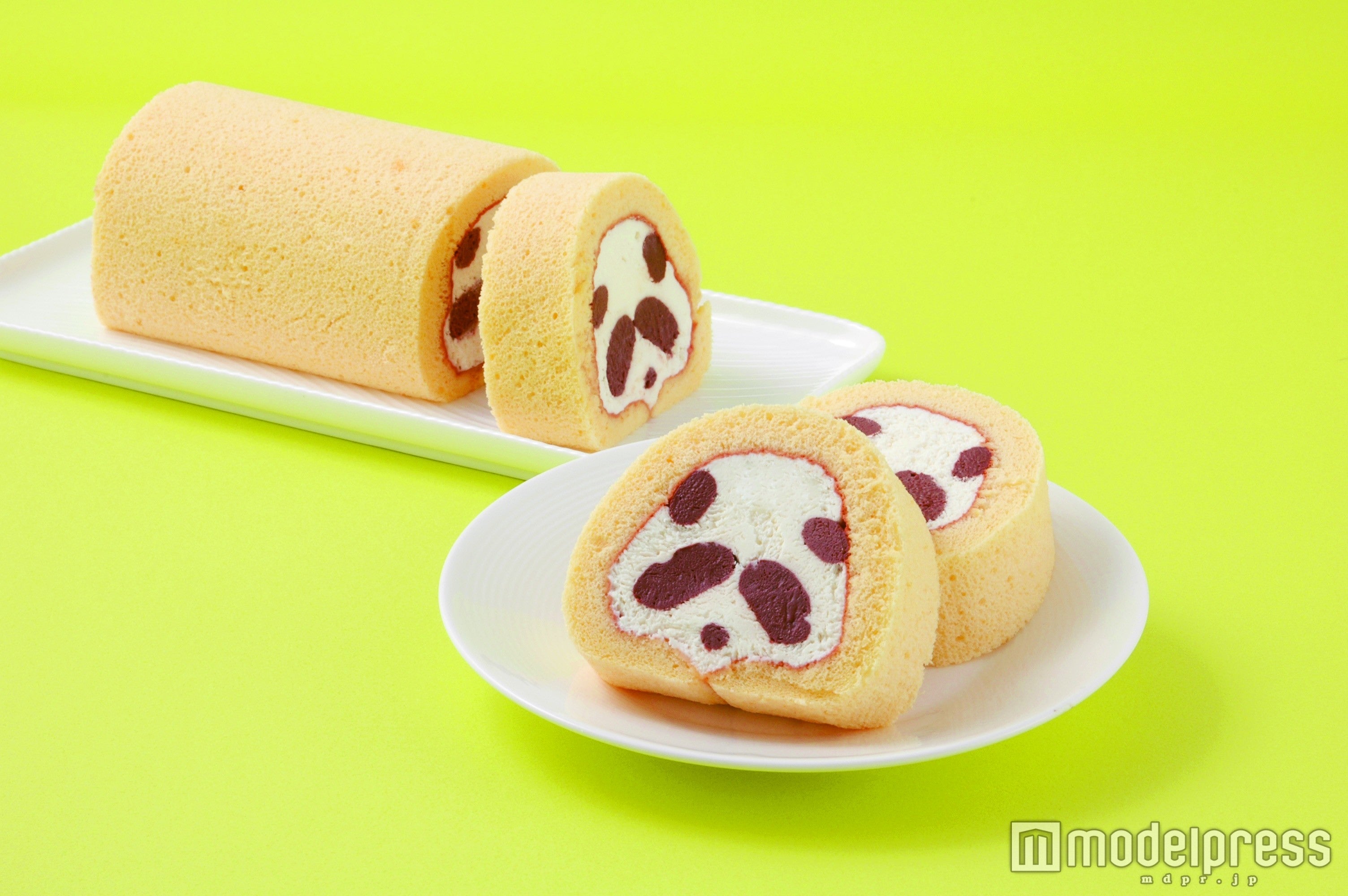 パンダパンダロール1388円（税込）／画像提供：JR東日本リテールネット