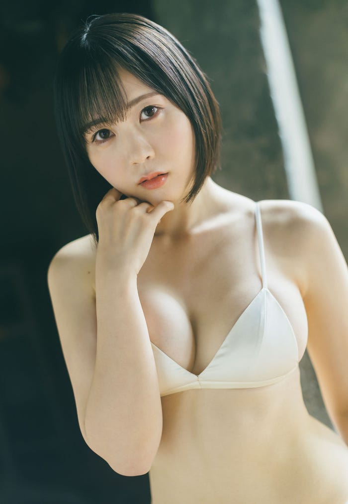 夜道雪(C)藤本和典/週刊プレイボーイ