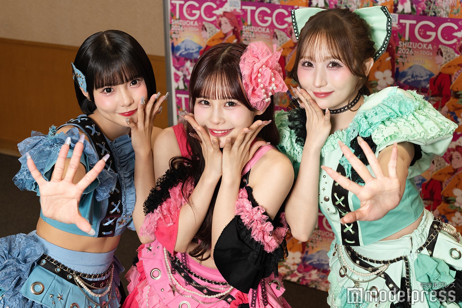 福山梨乃、村川緋杏、小川奈々子（C）モデルプレス