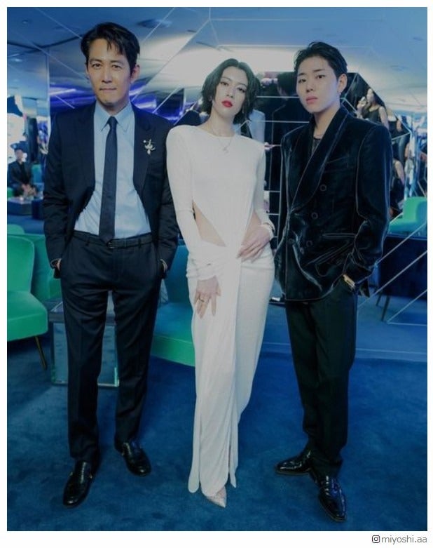 三吉彩花「イカゲーム」イ・ジョンジェ、ジャスティン・ビーバー妻らと豪華ショット公開