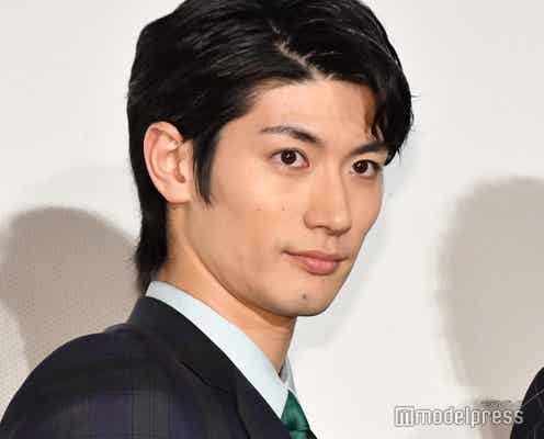 三浦春馬、筋肉美際立つ上裸ショットにファン悶絶「彫刻みたい」
