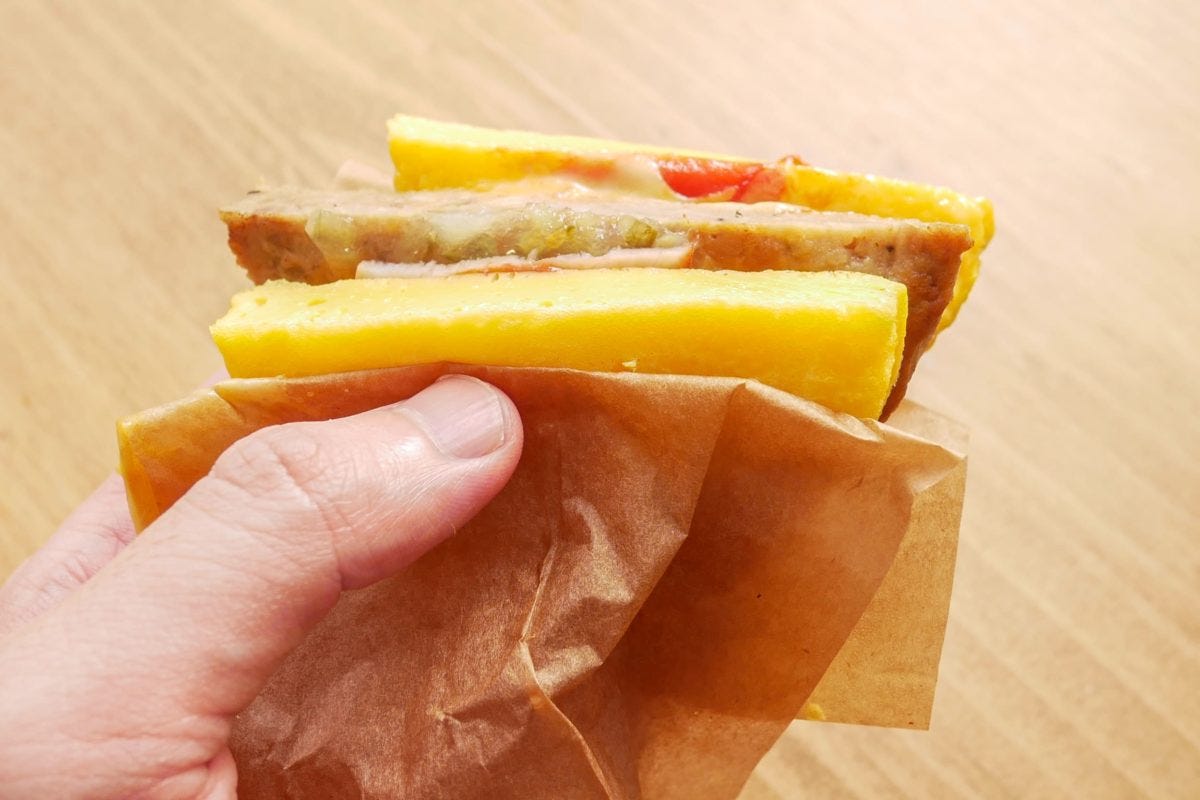 たまごでサンド！たまごバーガー