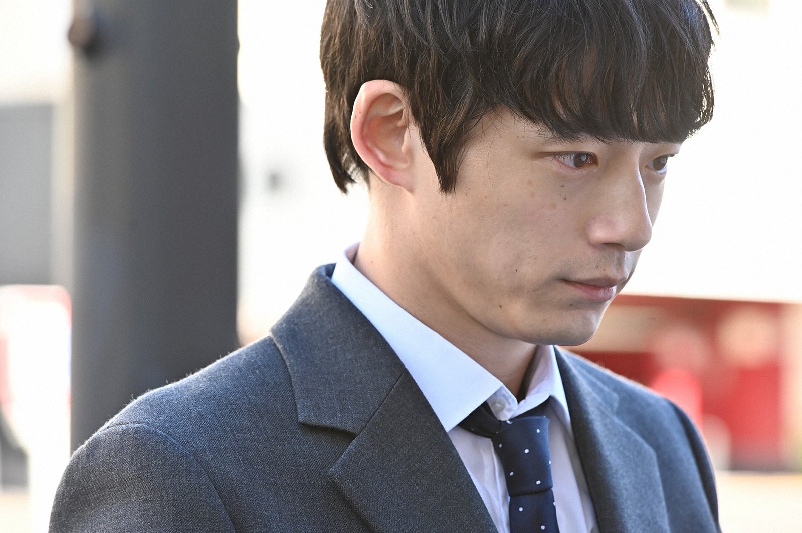 坂口健太郎／「婚姻届に判を捺しただけですが」第8話より（C）TBS