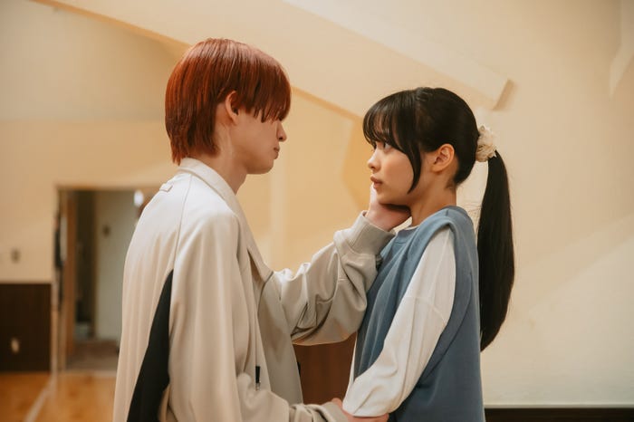 杢代和人、林芽亜里「熱愛プリンス」第6話(C)青月まどか/「熱愛プリンス」製作委員会・MBS