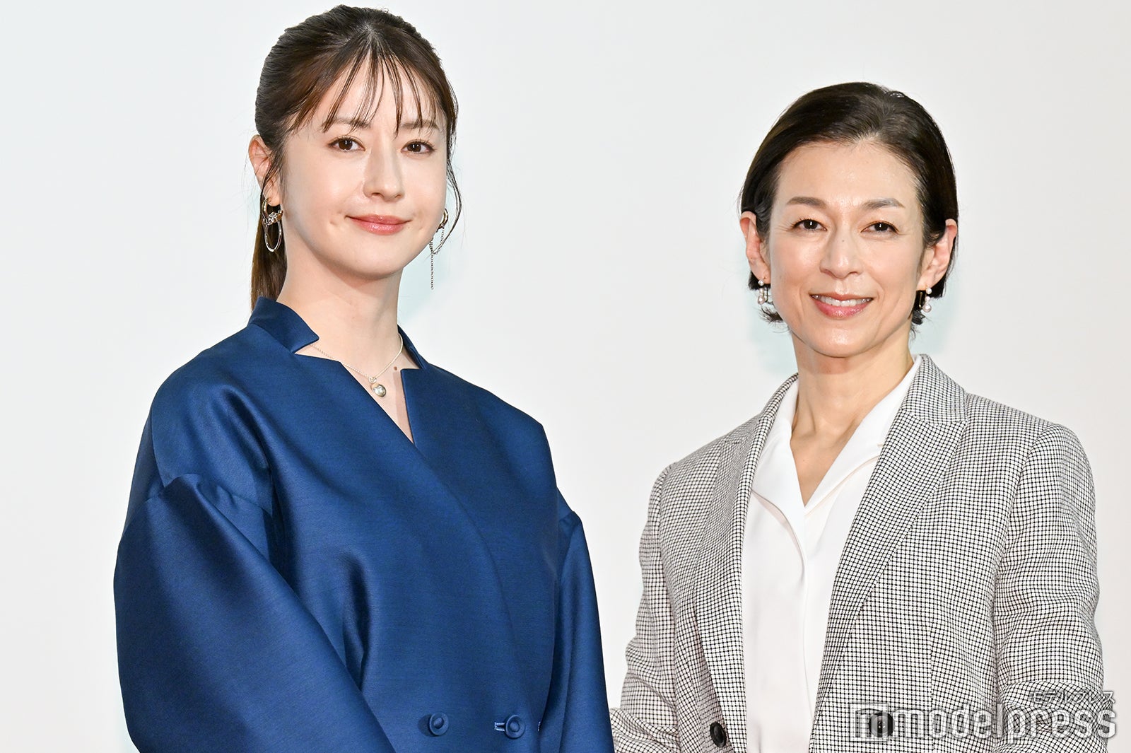 松本若菜、鈴木保奈美（C）モデルプレス