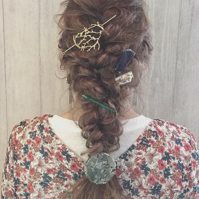 コーム ヘアアクセが主役 ガーリーまとめ髪スタイル モデルプレス コーム ヘアアクセが主役 ガーリーまとめ髪スタイル モデルプレス