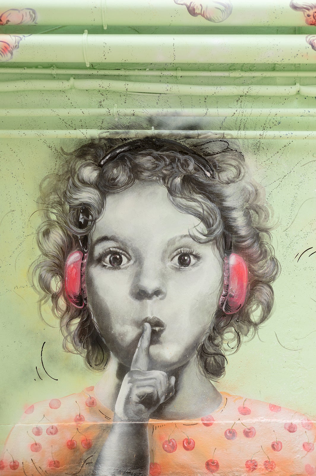 街全体がキャンバスに（提供写真）