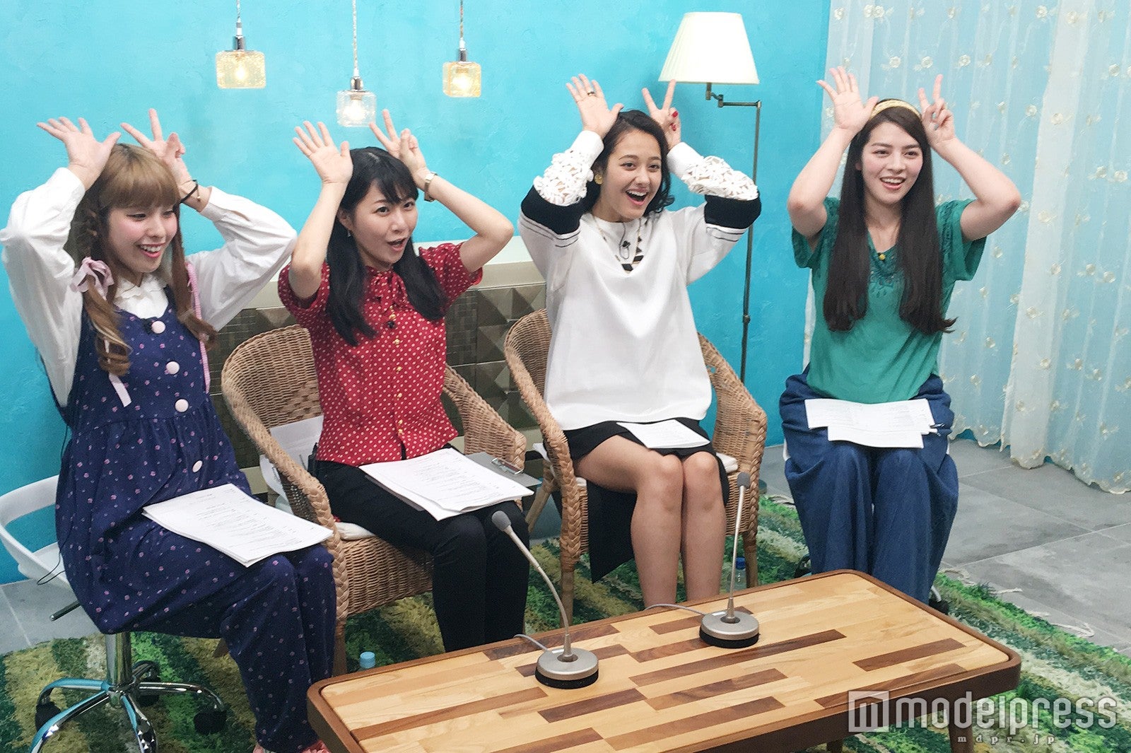 「ナナイロ～TUESDAY」生放送の様子（C）モデルプレス