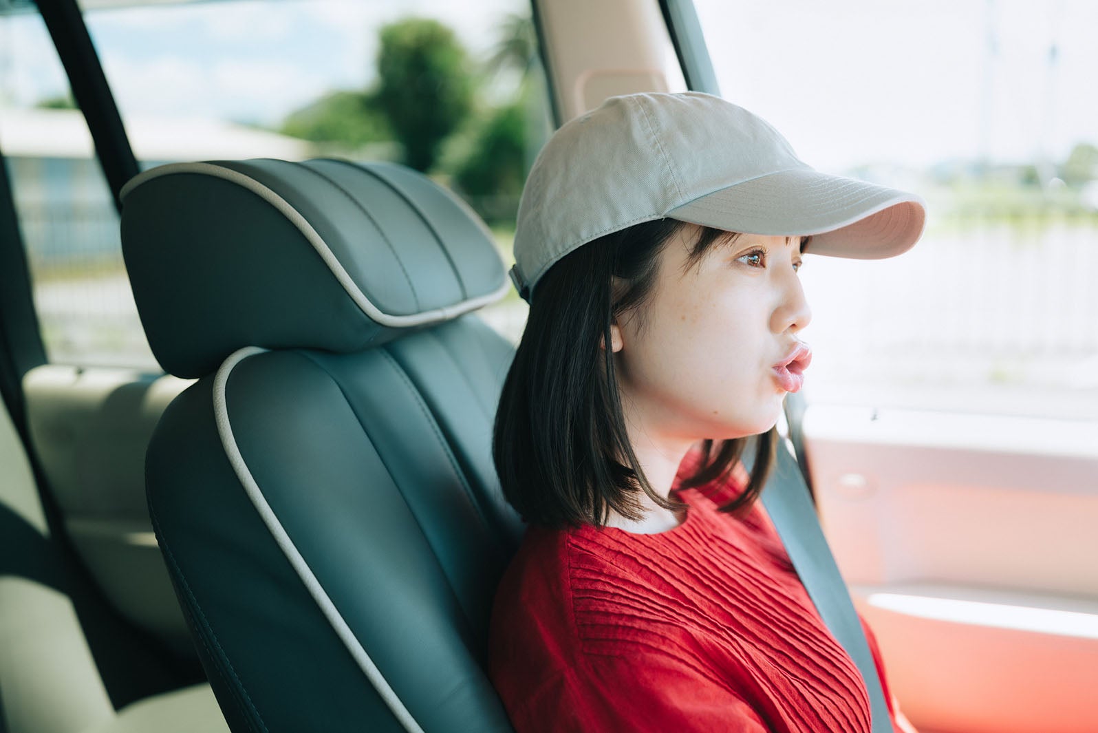 弘中綾香プライベートフォトブック『ひろなかのなか』（講談社）（C）前康輔