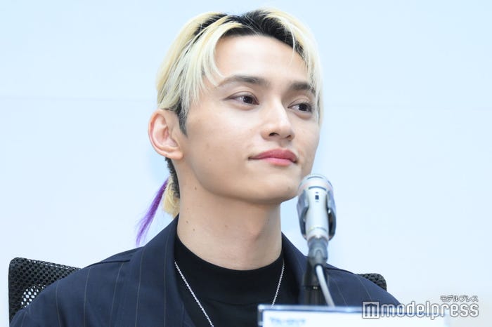 SKY-HI(C)モデルプレス