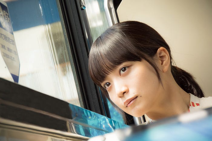 深川麻衣(C)2017映画「パンとバスと2度目のハツコイ」製作委員会