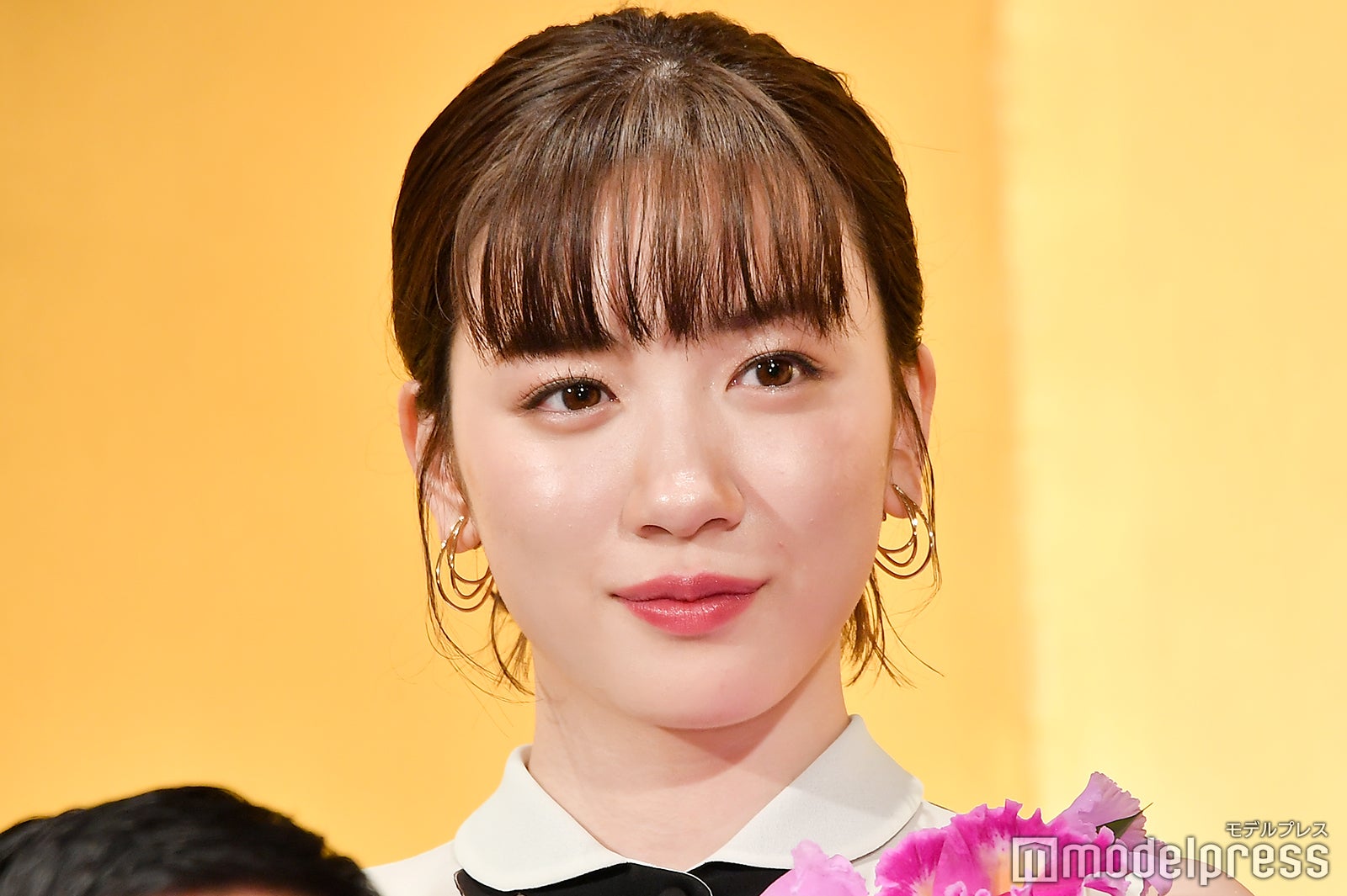 永野芽郁（右）（C）モデルプレス