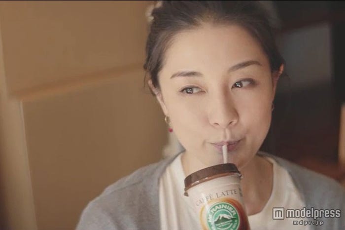 伊藤歩/森永乳業「マウントレーニア」TV-CM新シリーズ・第1弾「新しい生活」篇より