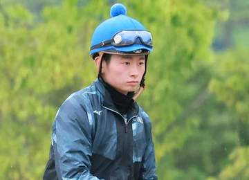 週末お役立ち特注ジョッキー 岩田望来騎手