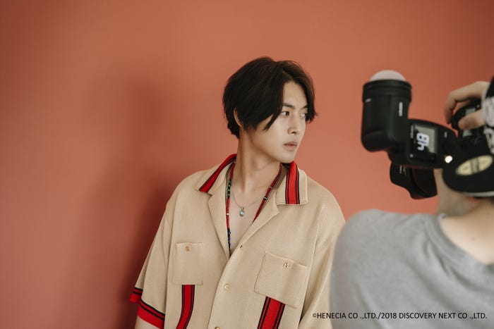 「Take my hand」 ジャケット撮影の様子(提供写真)