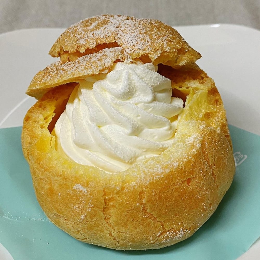 ローソン「UchiCafé×生クリーム専門店MilkMILKシュークリーム」