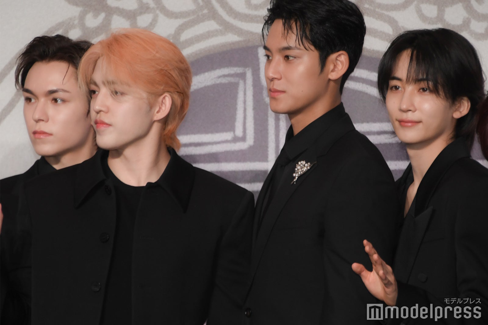 VERNON（バーノン）、S.COUPS（エスクプス）、MINGYU（ミンギュ）、JEONGHAN（ジョンハン）（C）モデルプレス