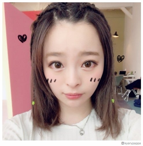 きゃりー、デコ出しショットが「新鮮カワイイ」と話題 “別人級”アレンジに注目