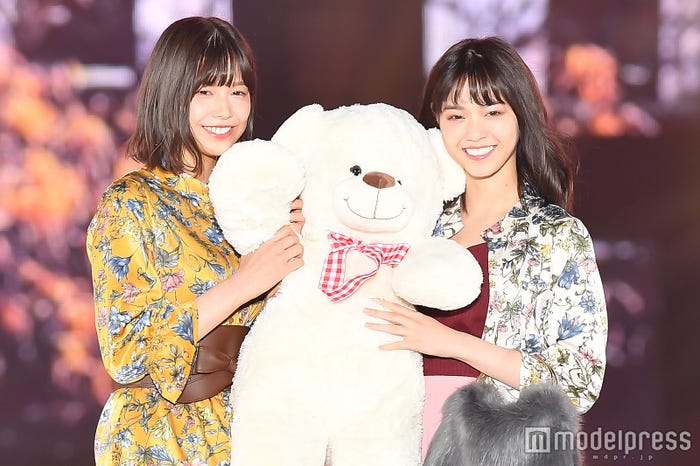 渡邉理佐、西野七瀬 (C)モデルプレス
