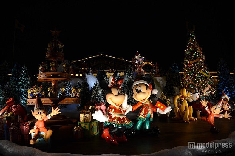 エントランスのフォトロケーション（夜）