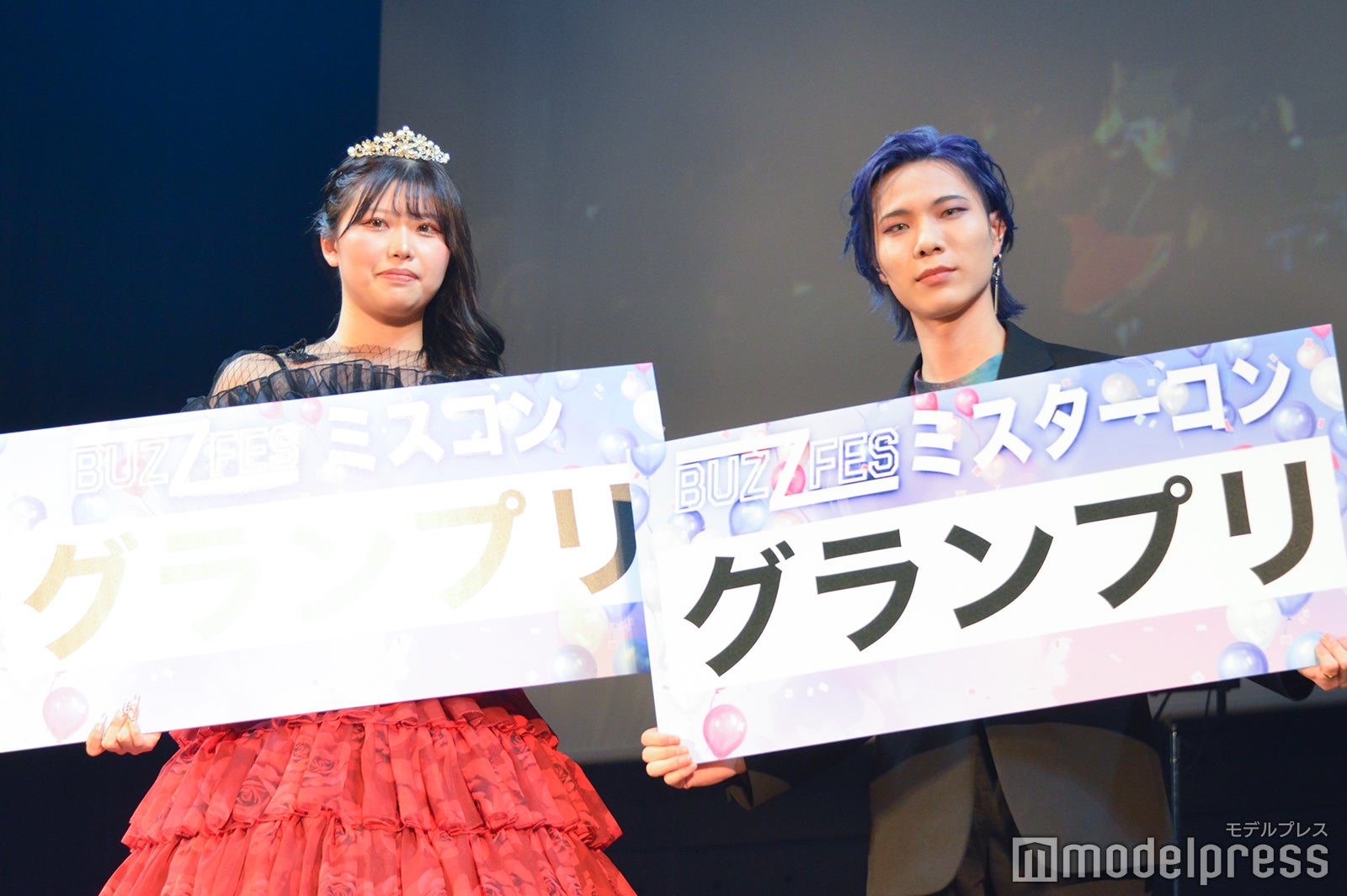 めぐさん、ウルカさん （C）モデルプレス