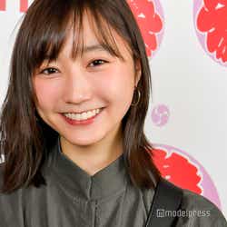 モデルプレス - ノンノ鈴木友菜の“ガチ私服”を真似したい 本田翼の卒業に思うことは?<GirlsAward 2018 S/S フィッティングに潜入>