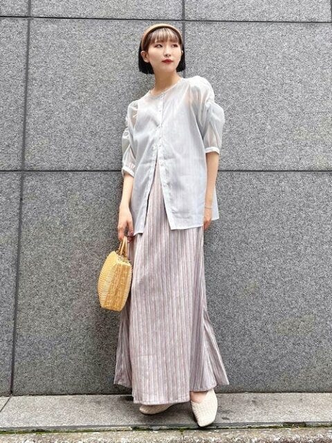 シアートップス　コーデ　夏