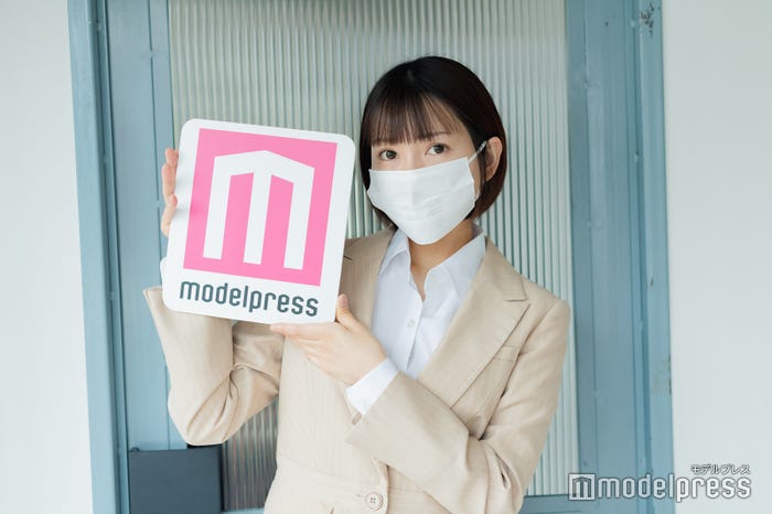 丸の内OLレイナ(C)モデルプレス