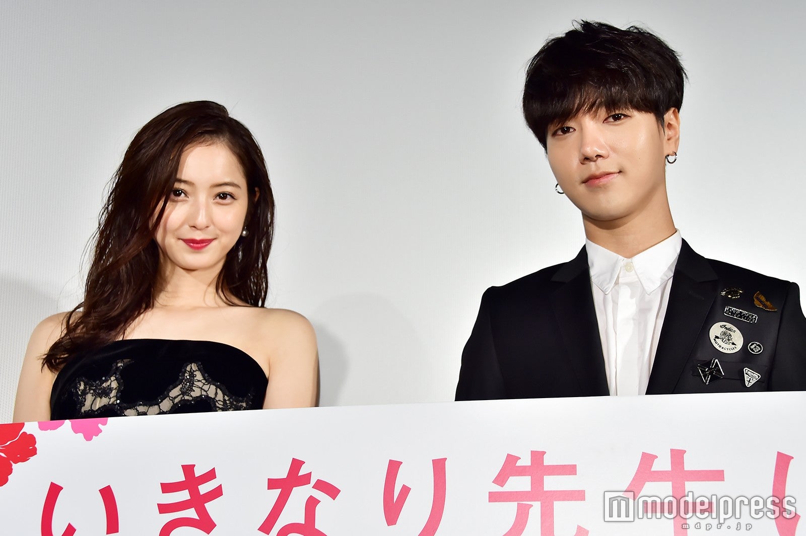 佐々木希、イェソン（C）モデルプレス