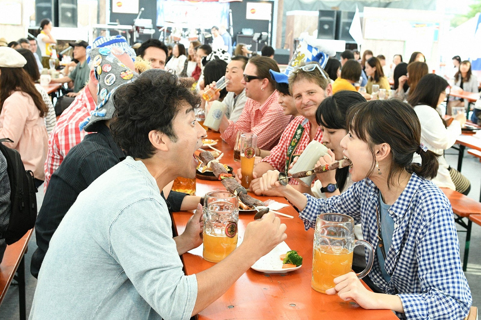 ムロツヨシ、戸田恵梨香／「大恋愛～僕を忘れる君と」第3話より（C）TBS