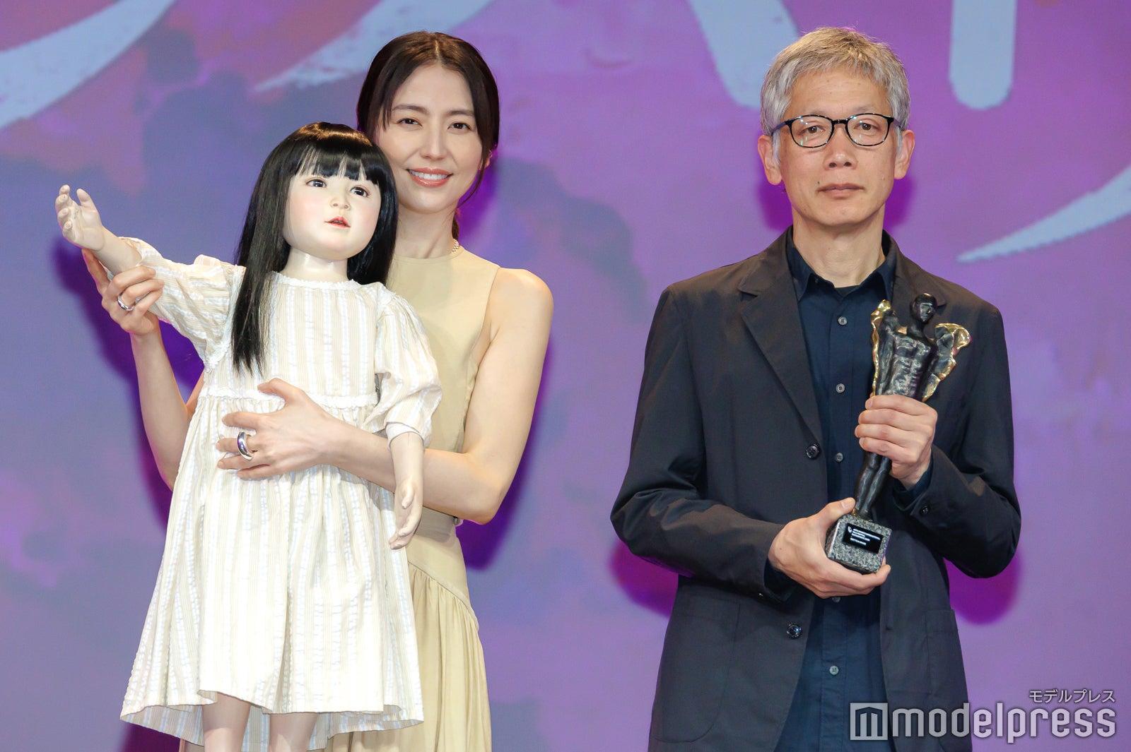 長澤まさみ、矢口史靖監督（C）モデルプレス