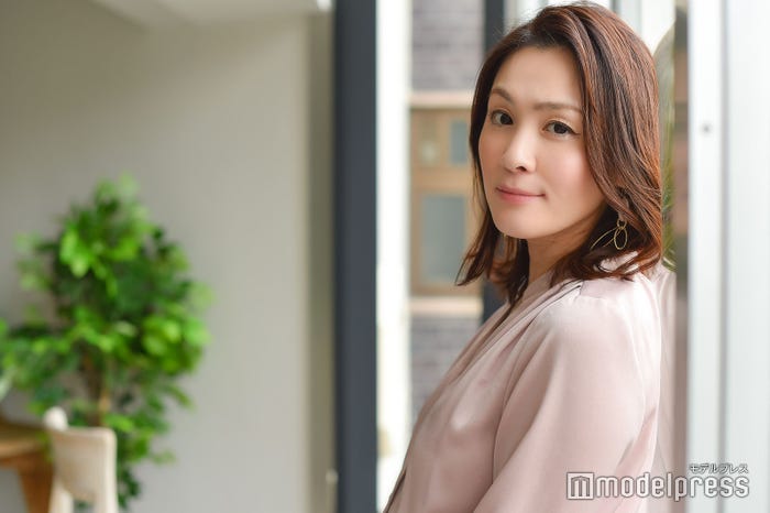 斉藤舞子アナウンサー(C)モデルプレス