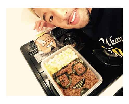 EXILE関口メンディー、自身そっくり“キャラ弁”を披露し話題に