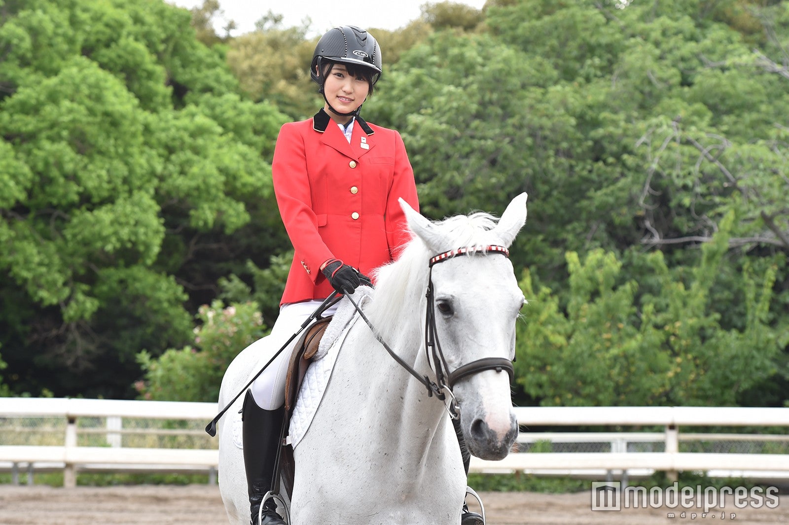 菅井友香 （C）モデルプレス