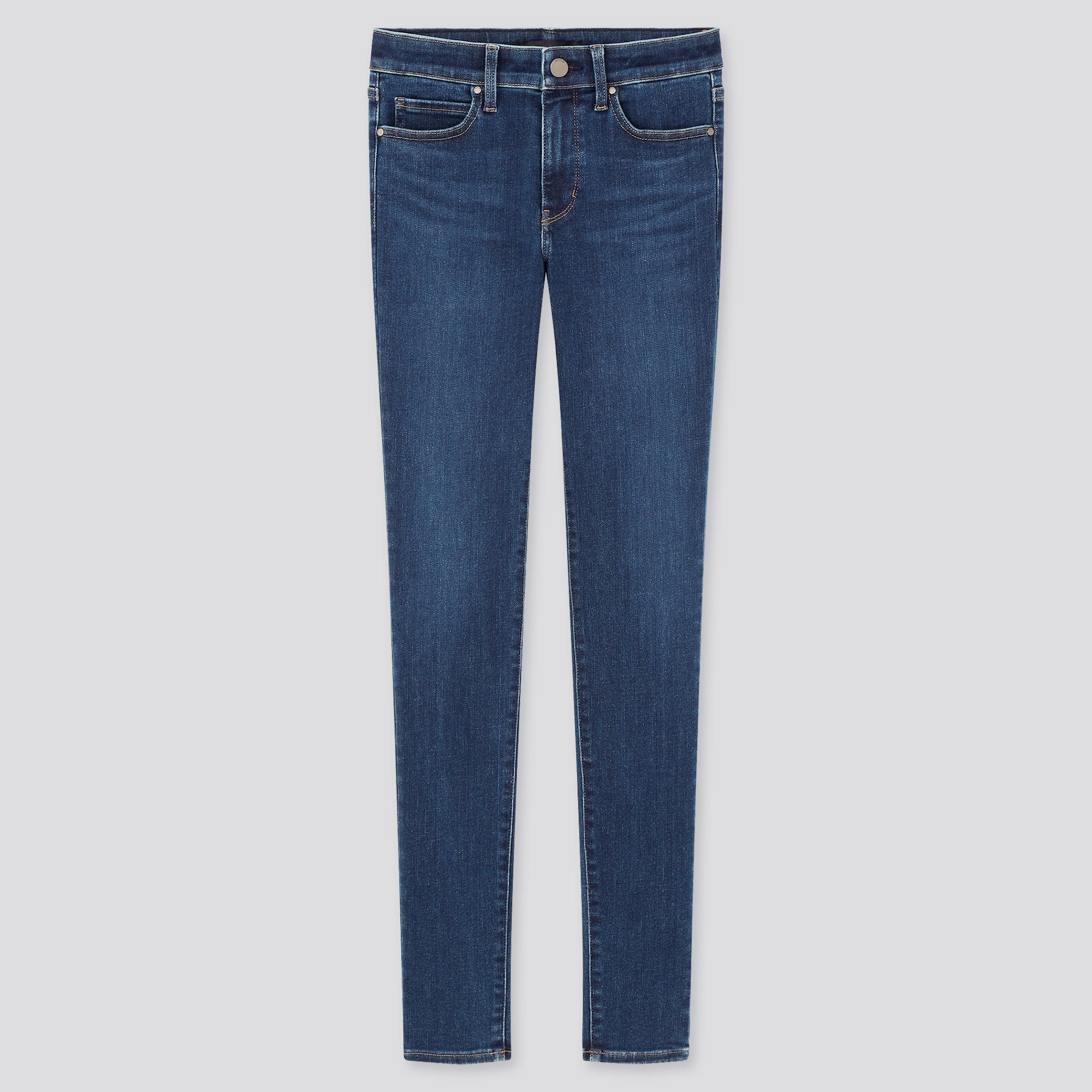 ユニクロのウルトラストレッチジーンズの写真