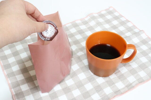 自立型　卓上ゴミ袋　水に強い