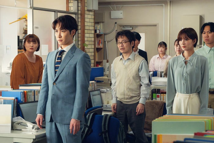 渡辺翔太、岡崎紗絵「なんで私が神説教」最終話(C)日本テレビ